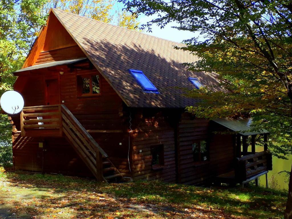 Gasthaus Rancho 555 Uschhorod Exterior foto